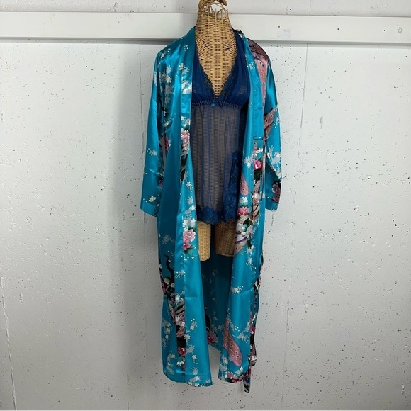 Lot of 2 Medium Fredericks of Hollywood Blue Lace Trim Nightie & Unbranded Robe - Picture 1 of 15